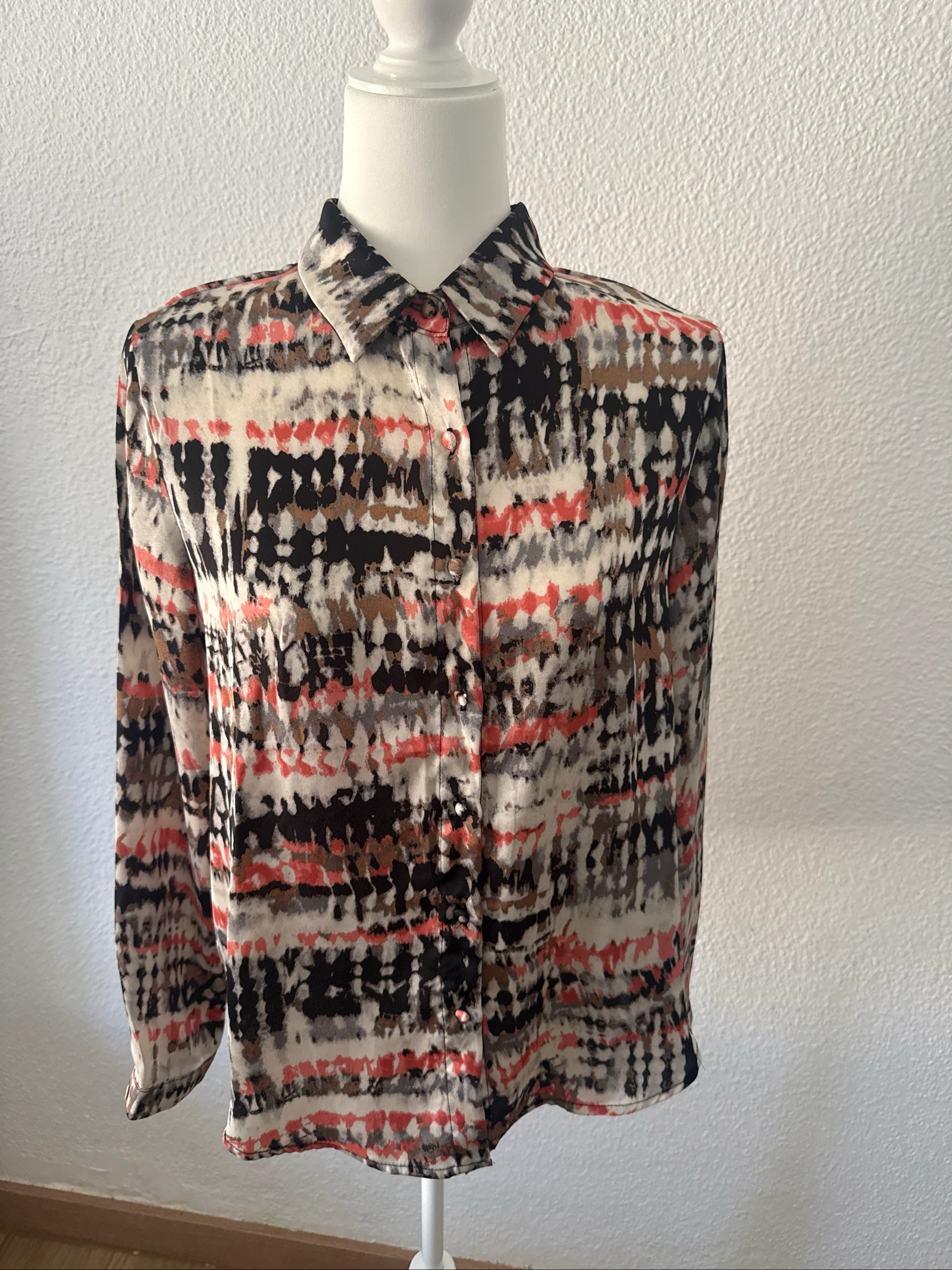 Blusa con mangas largas 